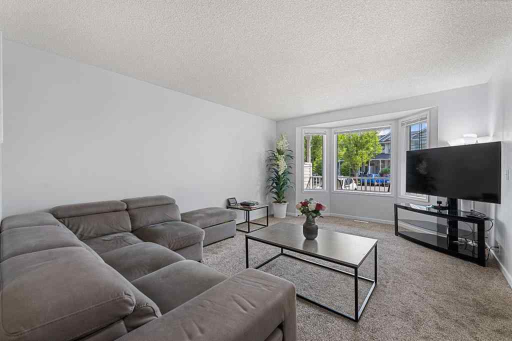 MLS® A2245687 - 127 Martin Crossing Court NE in Martindale Calgary, Residential