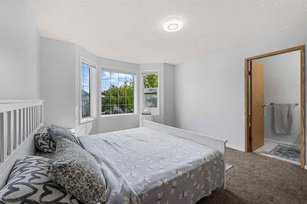 MLS® A2245687 - 127 Martin Crossing Court NE in Martindale Calgary, Residential