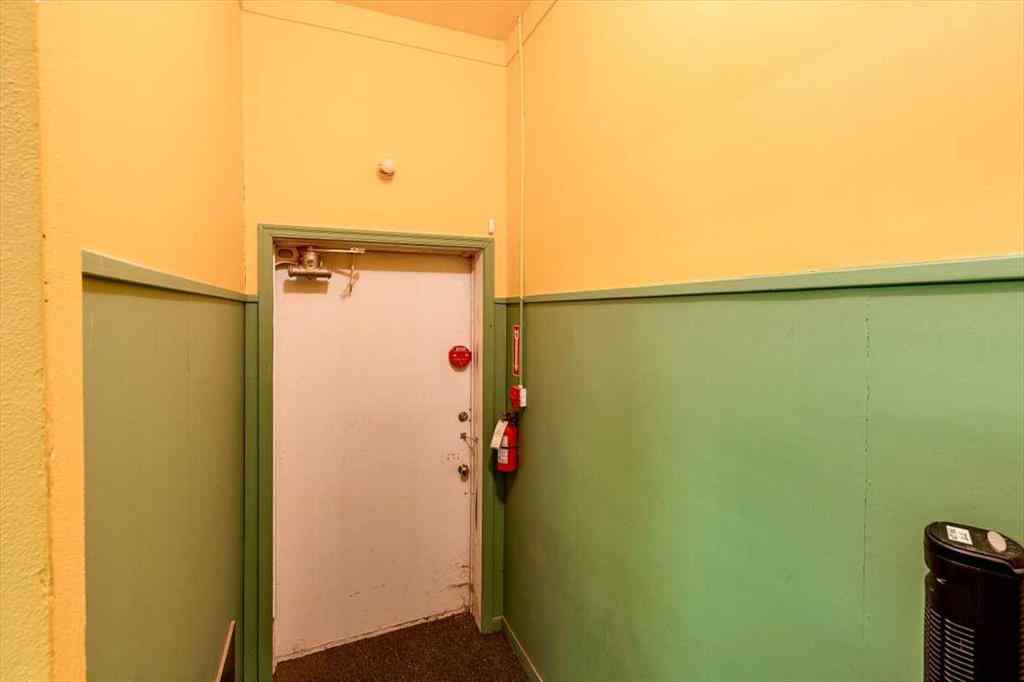 MLS® A2245688 - 4832 50 Street  in Downtown West Stettler, Commercial