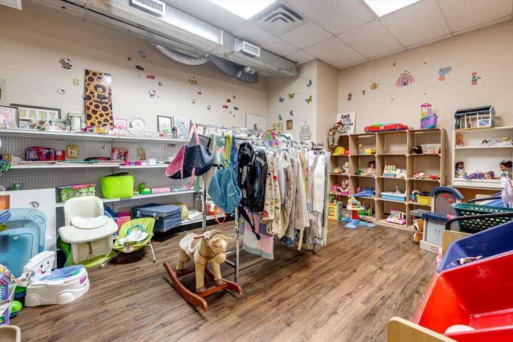 MLS® A2245688 - 4832 50 Street  in Downtown West Stettler, Commercial