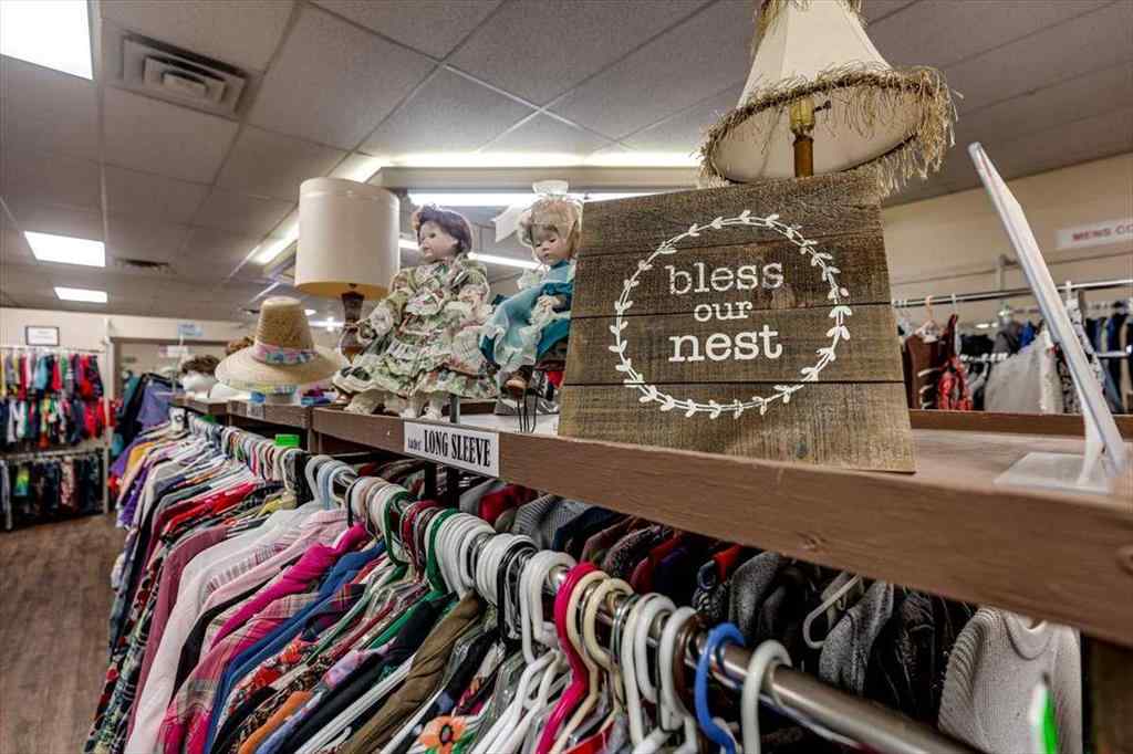 MLS® A2245688 - 4832 50 Street  in Downtown West Stettler, Commercial