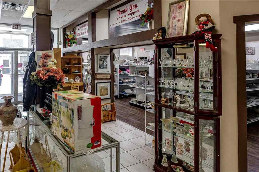 MLS® A2245688 - 4832 50 Street  in Downtown West Stettler, Commercial