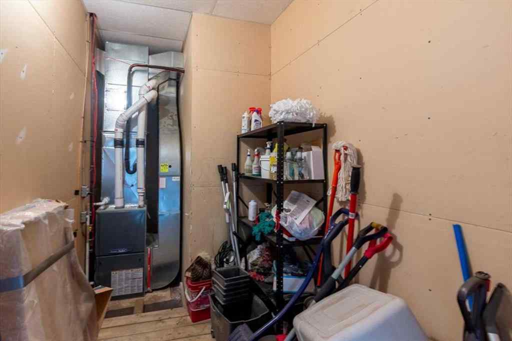 MLS® A2245688 - 4832 50 Street  in Downtown West Stettler, Commercial