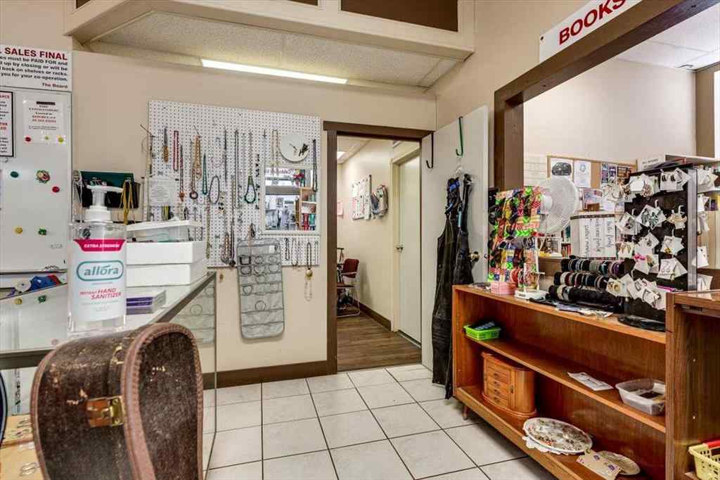 MLS® A2245688 - 4832 50 Street  in Downtown West Stettler, Commercial