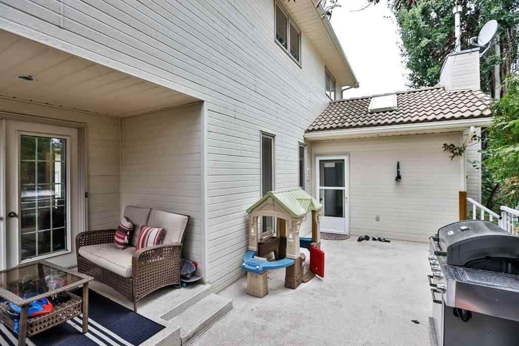 MLS® A2245693 - 93 Coachwood Road W in Ridgewood Lethbridge, Residential