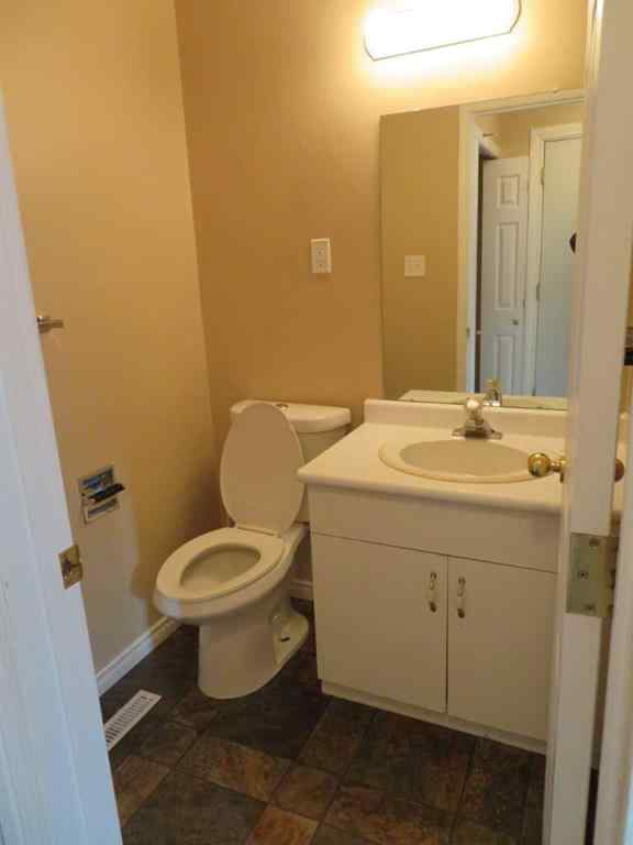 MLS® A2245694 - Unit #3 5524 49 Avenue  in East Lloydminster Lloydminster, Rental