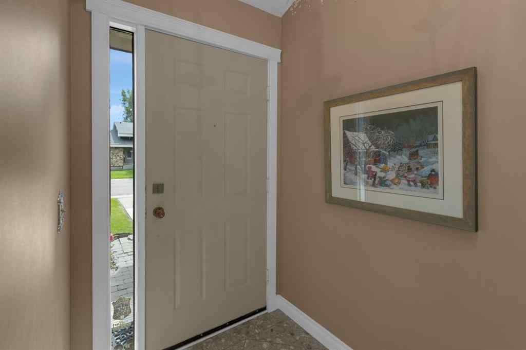 MLS® A2245703 - 120 Deercross Road SE in Deer Run Calgary, Residential