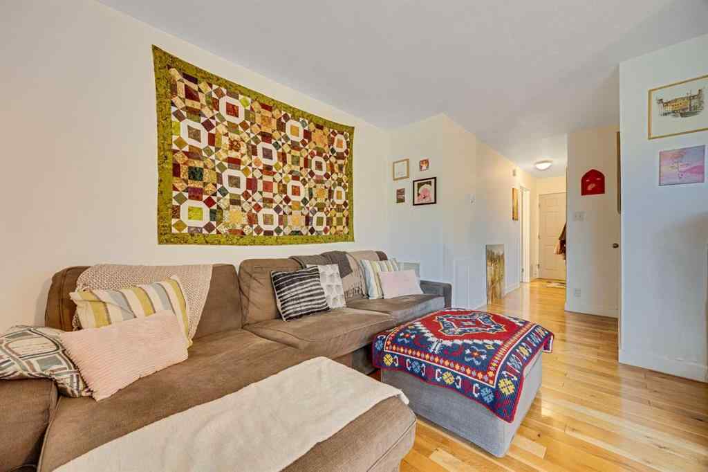 MLS® A2245707 - Unit #302 836 4 Avenue NW in Sunnyside Calgary, Residential