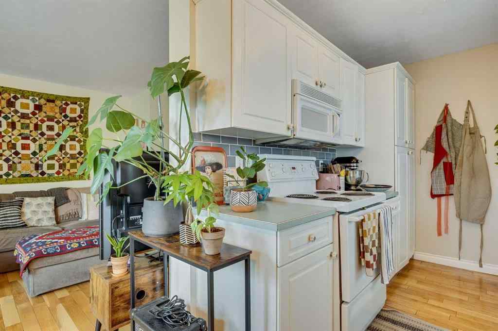 MLS® A2245707 - Unit #302 836 4 Avenue NW in Sunnyside Calgary, Residential