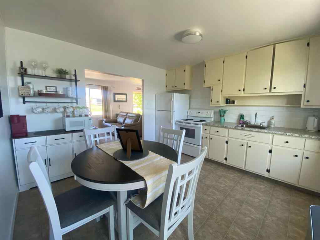 MLS® A2245709 - 31 Mountain Vista Estates Drive  in NONE Hill Spring, Residential