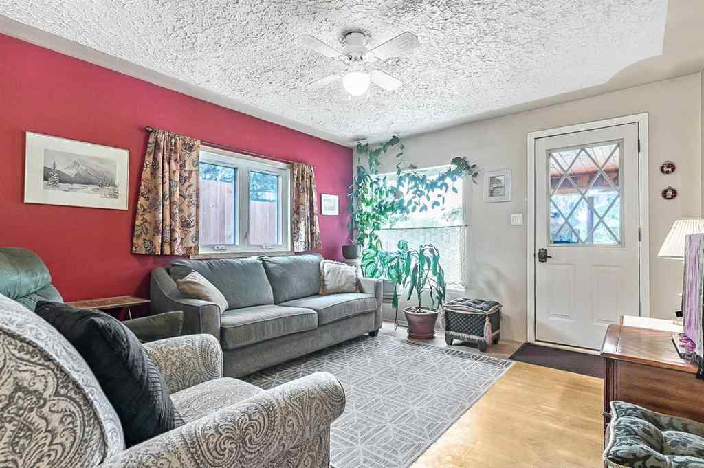 MLS® A2245715 - 517 Windsor Avenue NW in NONE Diamond Valley, Residential