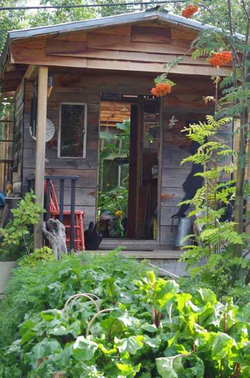 MLS® A2245715 - 517 Windsor Avenue NW in NONE Diamond Valley, Residential