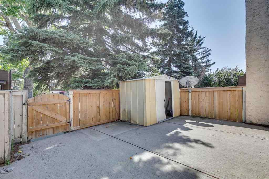 MLS® A2245720 - Unit #111 5404 10 Avenue SE in Penbrooke Meadows Calgary, Residential