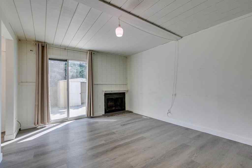 MLS® A2245720 - Unit #111 5404 10 Avenue SE in Penbrooke Meadows Calgary, Residential