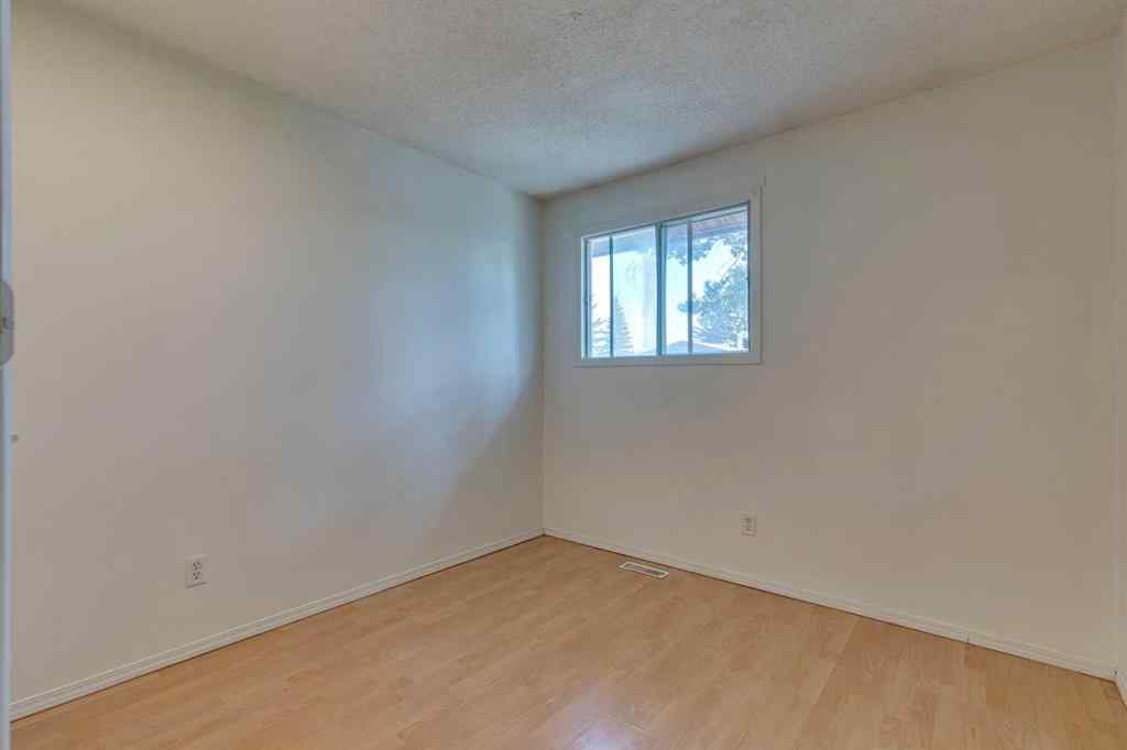 MLS® A2245720 - Unit #111 5404 10 Avenue SE in Penbrooke Meadows Calgary, Residential