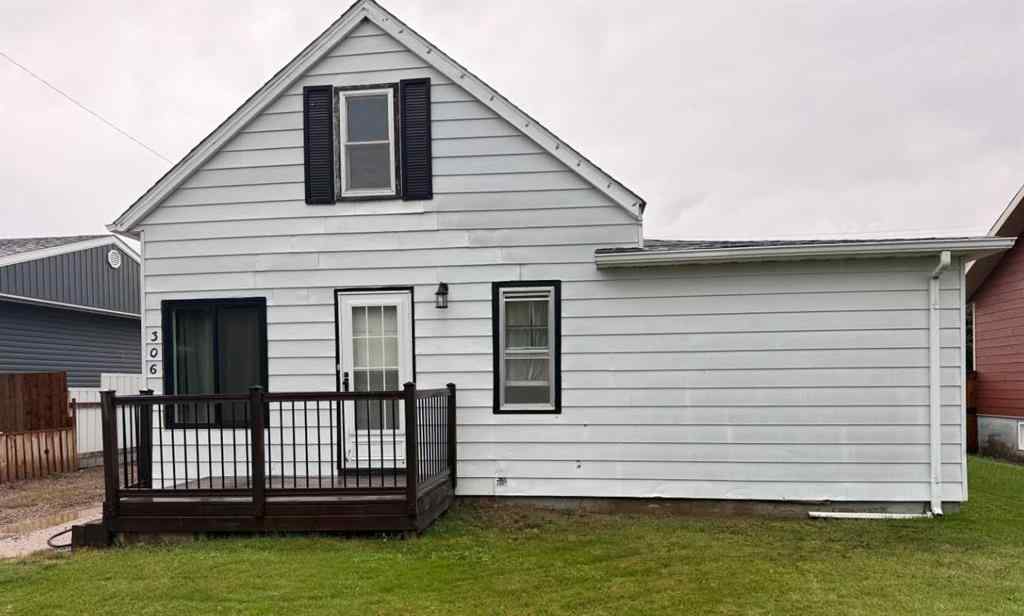 MLS® A2245723 - 306 3 Street W in NONE Foremost, Residential