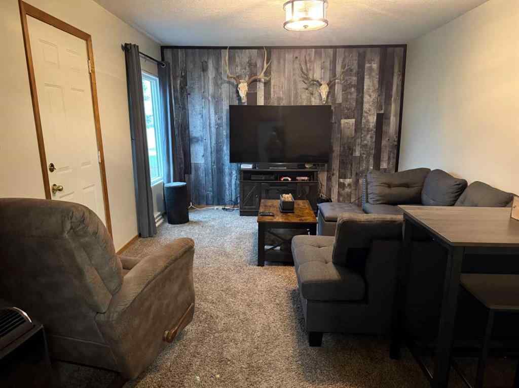 MLS® A2245723 - 306 3 Street W in NONE Foremost, Residential
