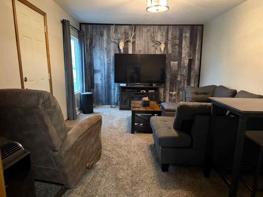 MLS® A2245723 - 306 3 Street W in NONE Foremost, Residential
