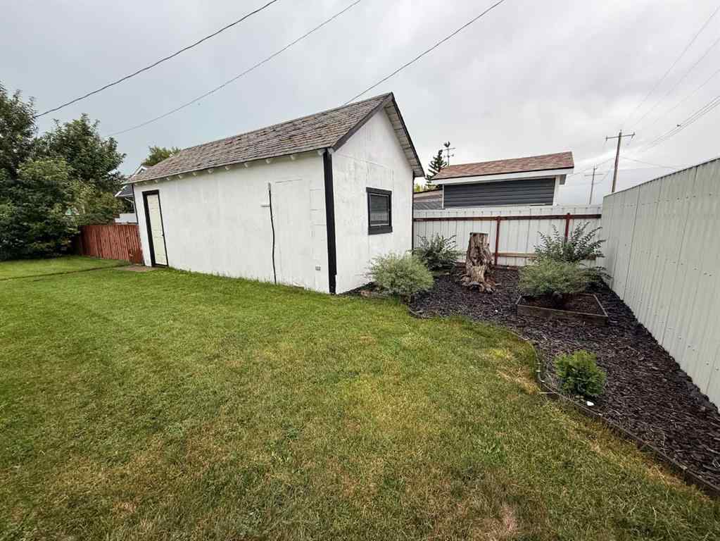 MLS® A2245723 - 306 3 Street W in NONE Foremost, Residential