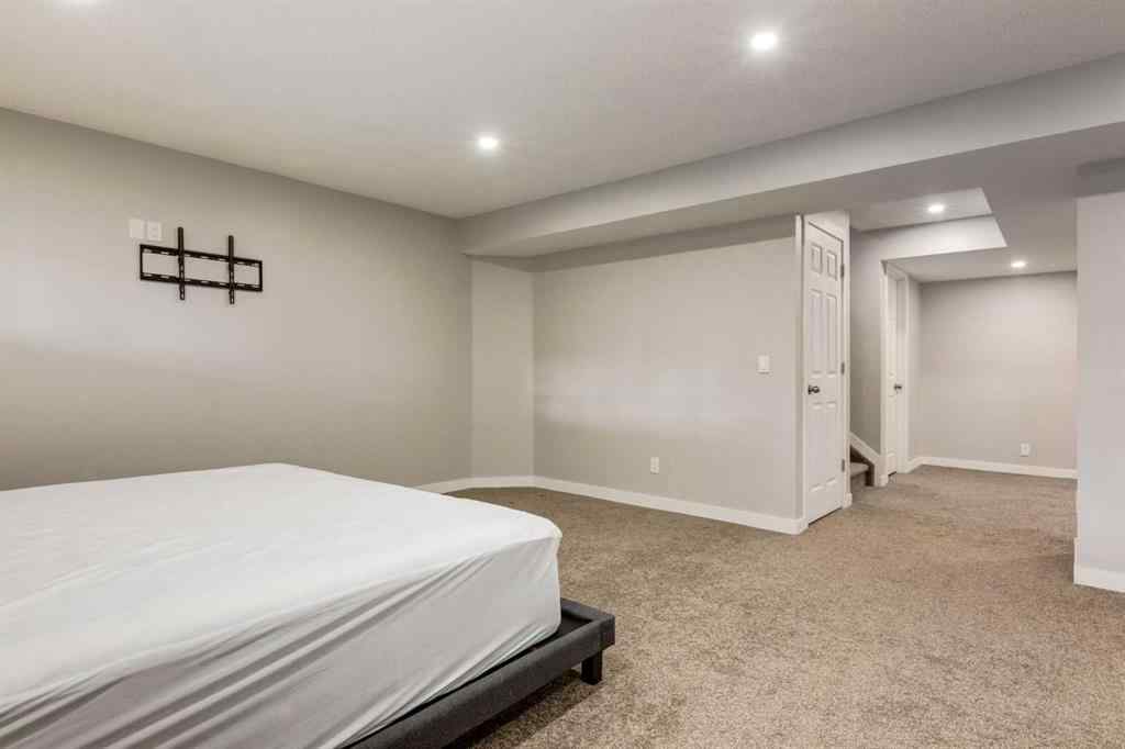 MLS® A2245730 - 165 Bayside Loop SW in Bayside Airdrie, Residential