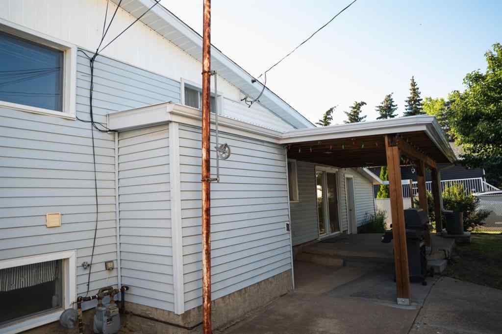 MLS® A2245733 - 431 14 Street  in Wainwright Wainwright, Residential