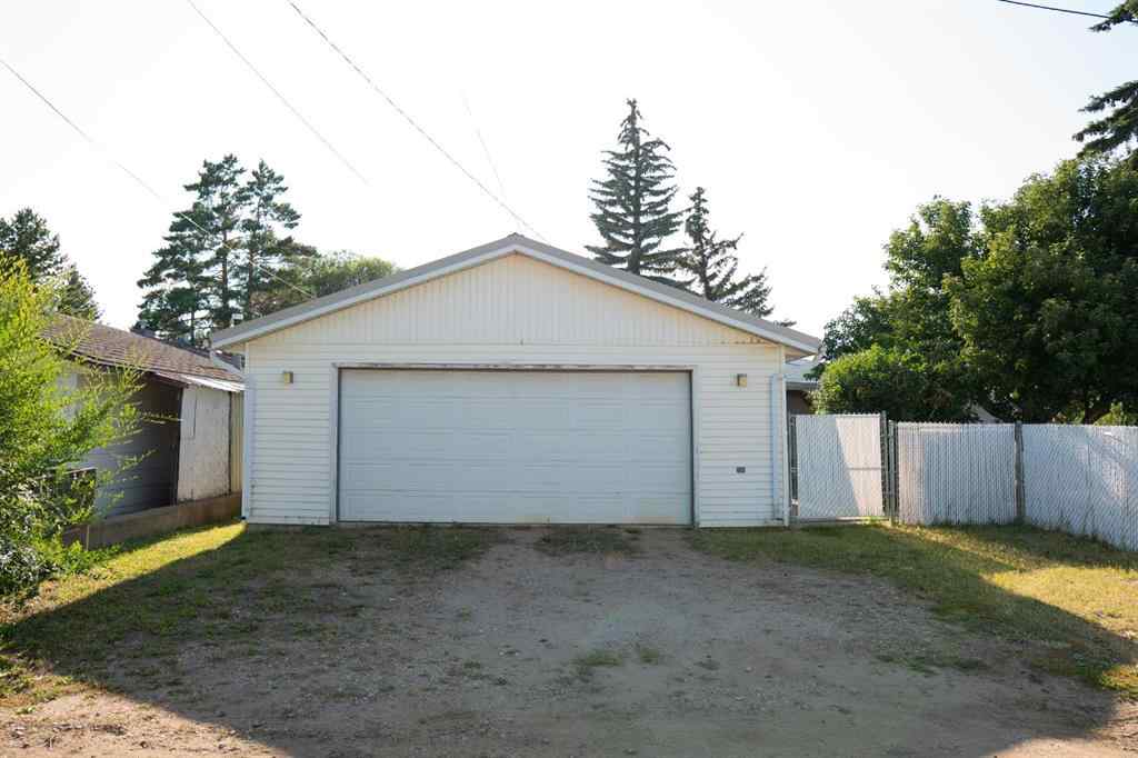 MLS® A2245733 - 431 14 Street  in Wainwright Wainwright, Residential