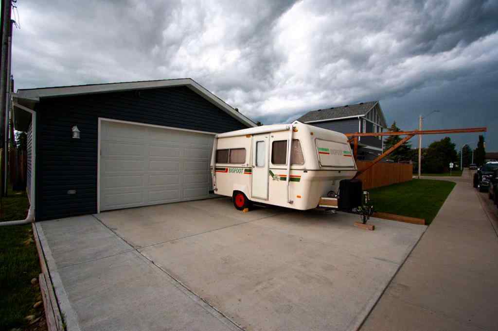 MLS® A2245734 - 1637 Athabasca Street   in NONE Crossfield, Residential