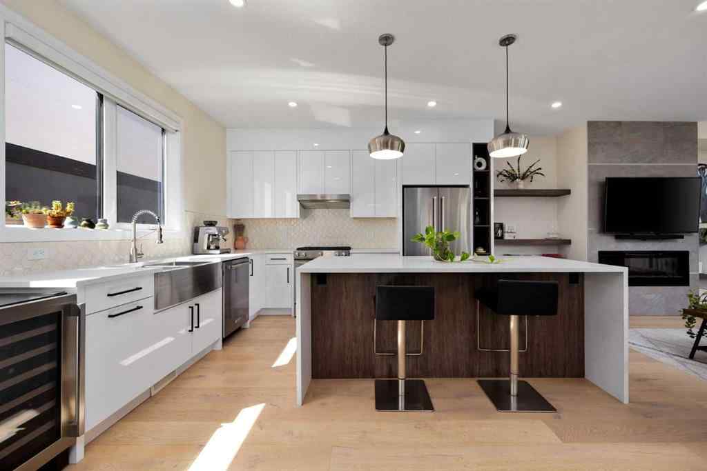 MLS® A2245736 - Unit #1 3355 Spruce Drive SW in Spruce Cliff Calgary, Residential