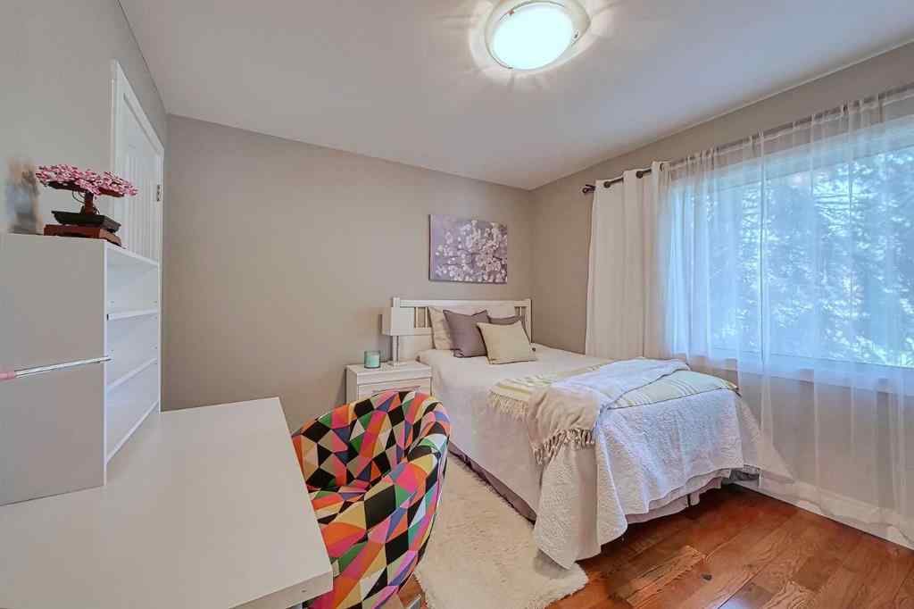 MLS® A2245742 - 13 Meadowview Road SW in Meadowlark Park Calgary, Residential