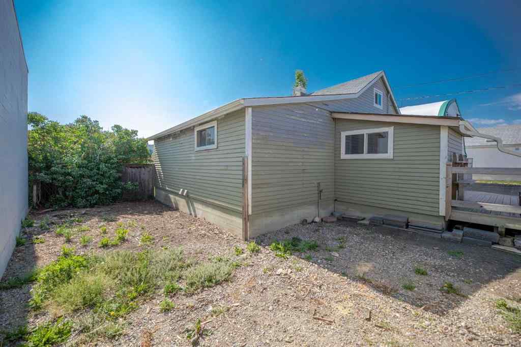 MLS® A2245745 - 125 River Avenue  in Downtown Cochrane, Commercial
