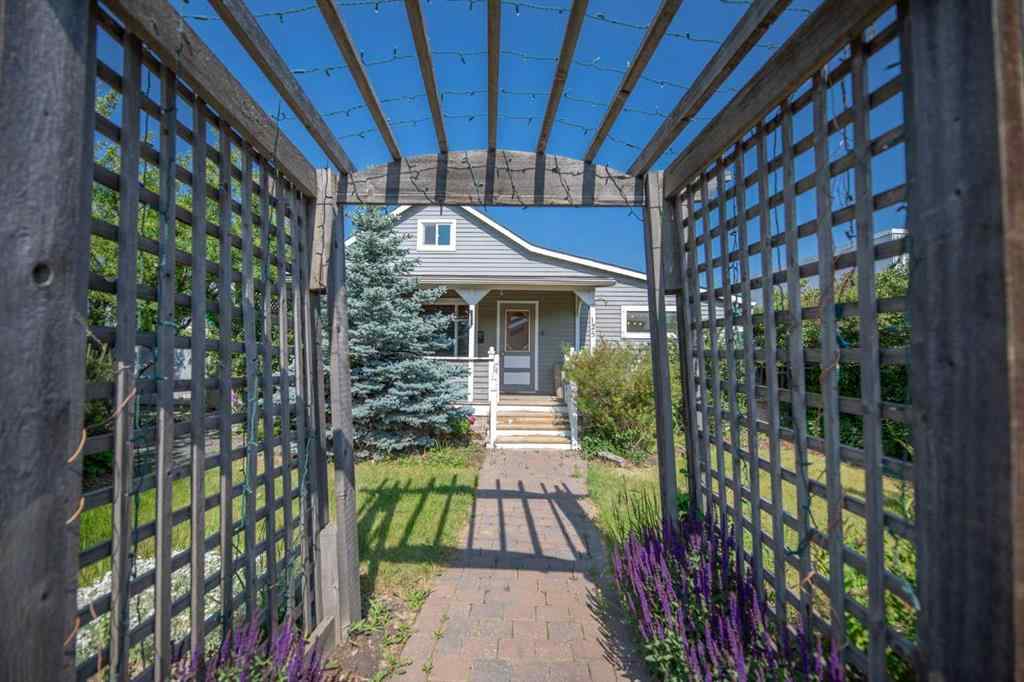 MLS® A2245745 - 125 River Avenue  in Downtown Cochrane, Commercial