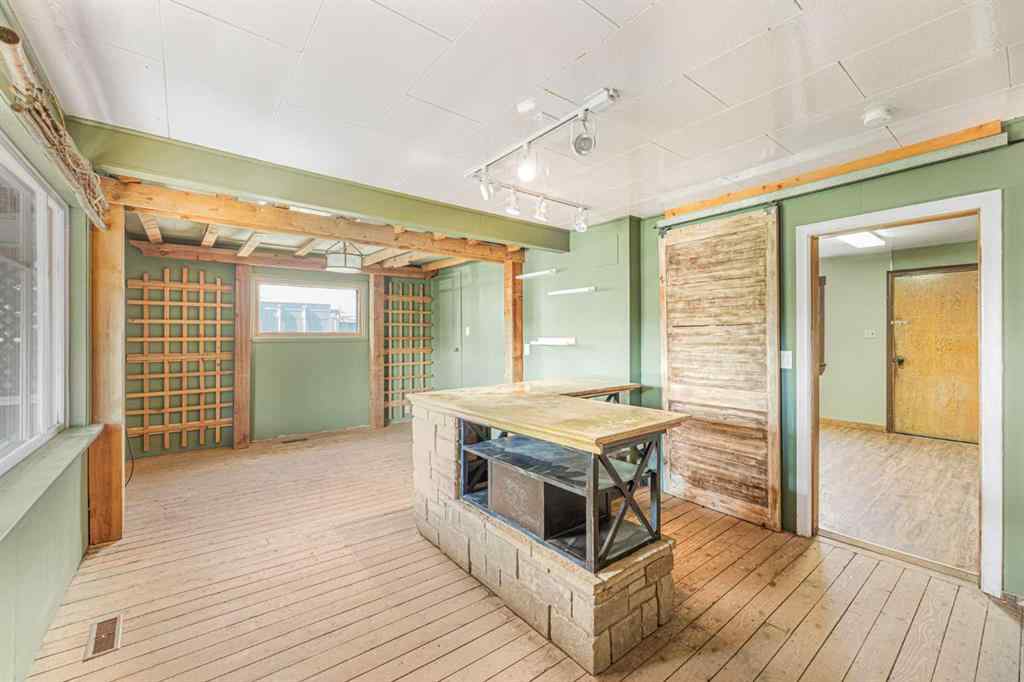 MLS® A2245745 - 125 River Avenue  in Downtown Cochrane, Commercial