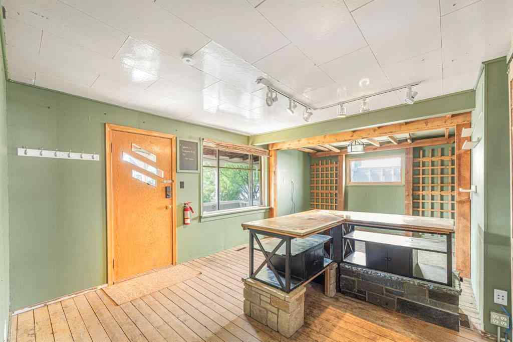 MLS® A2245745 - 125 River Avenue  in Downtown Cochrane, Commercial
