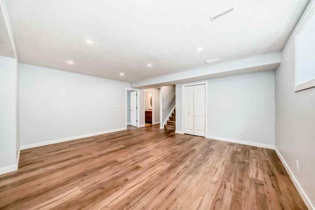 MLS® A2245748 - 77 Eversyde Close SW in Evergreen Calgary, Residential