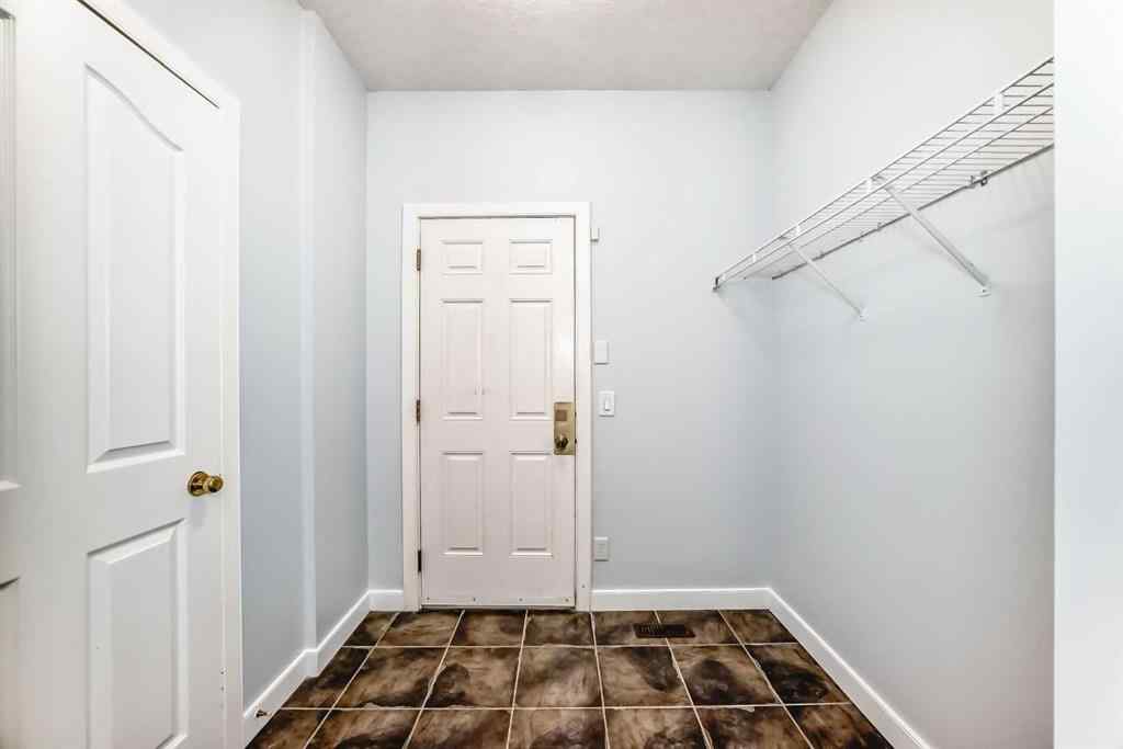 MLS® A2245748 - 77 Eversyde Close SW in Evergreen Calgary, Residential