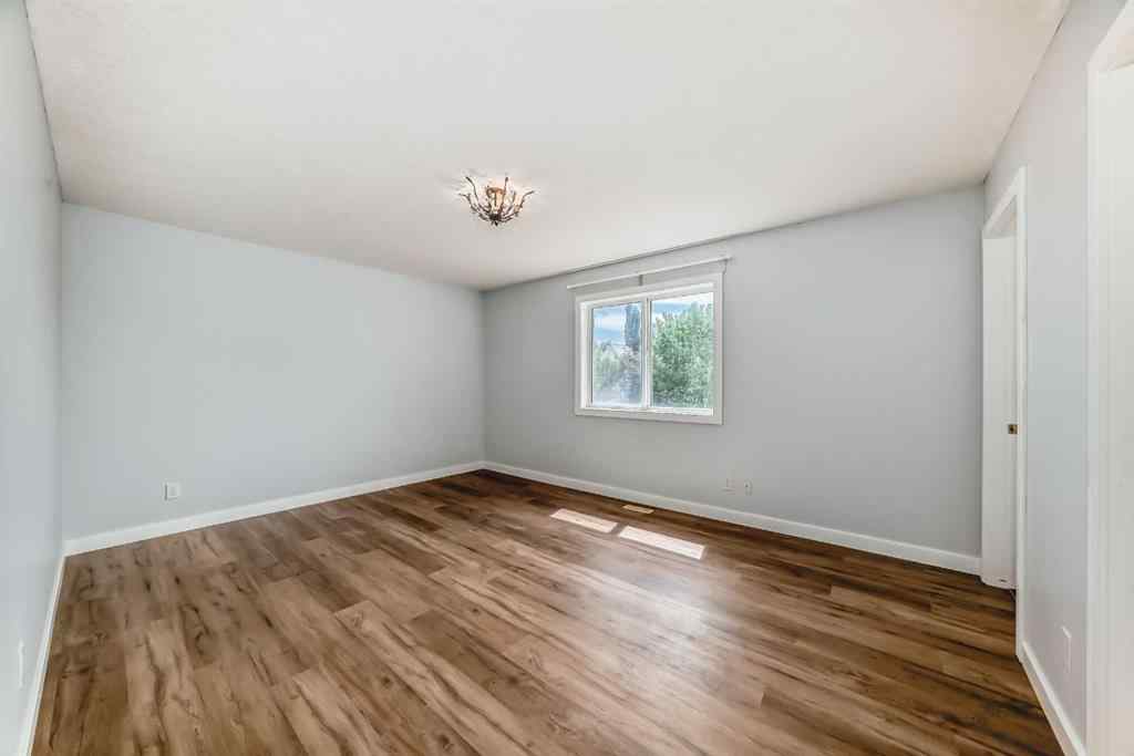 MLS® A2245748 - 77 Eversyde Close SW in Evergreen Calgary, Residential