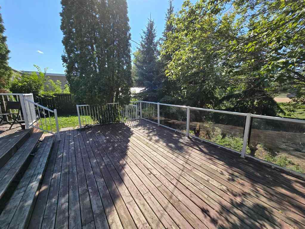MLS® A2245759 - 8602 95 Street  in North End Peace River, Residential
