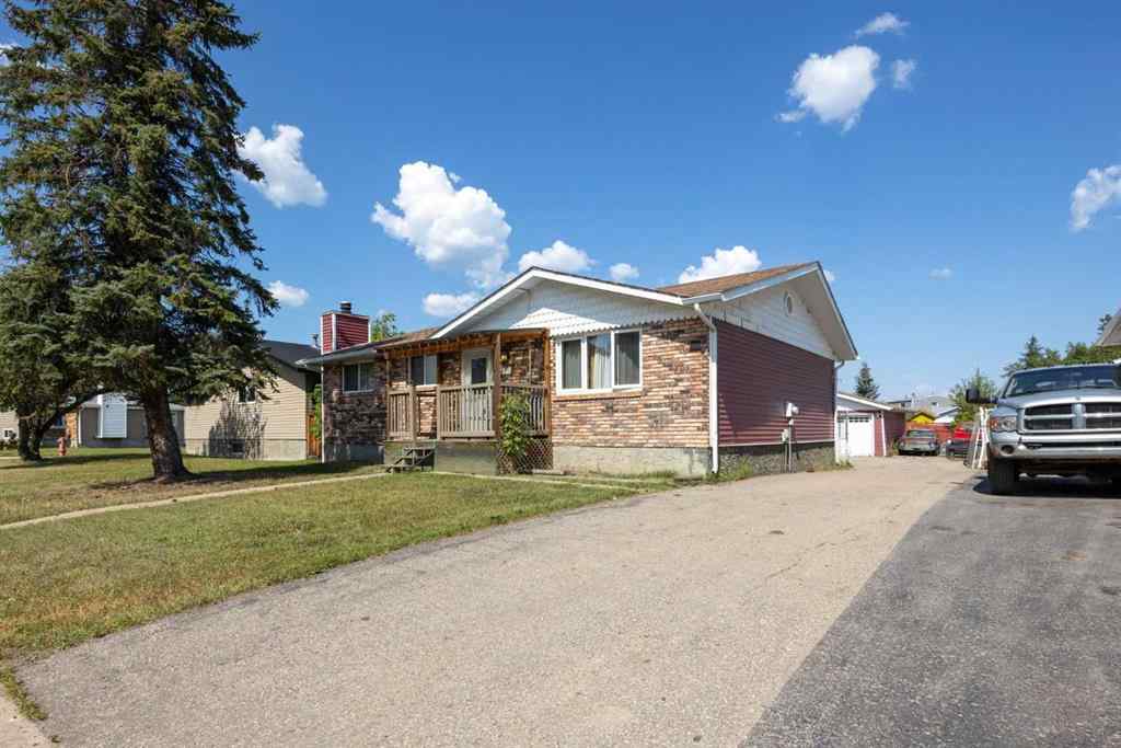 MLS® A2245761 - 313 Hillcrest Drive  in Thickwood Fort McMurray, Residential