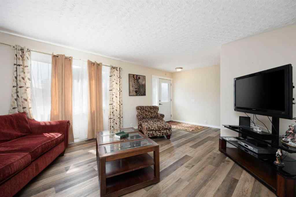 MLS® A2245761 - 313 Hillcrest Drive  in Thickwood Fort McMurray, Residential