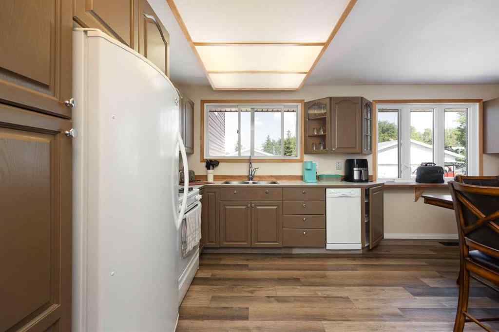 MLS® A2245761 - 313 Hillcrest Drive  in Thickwood Fort McMurray, Residential