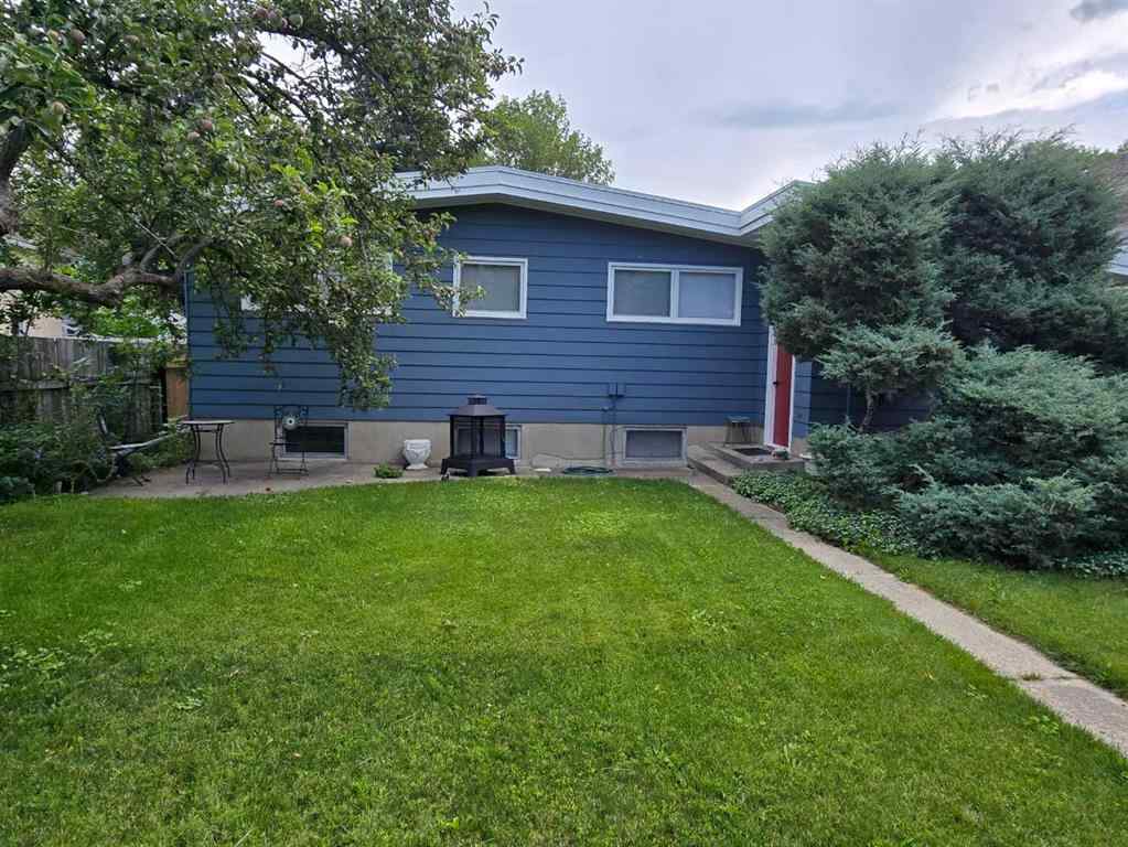 MLS® A2245764 - 412 12A Street N in Senator Buchanan Lethbridge, Residential