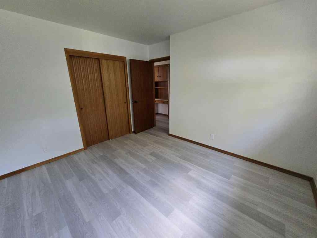 MLS® A2245764 - 412 12A Street N in Senator Buchanan Lethbridge, Residential