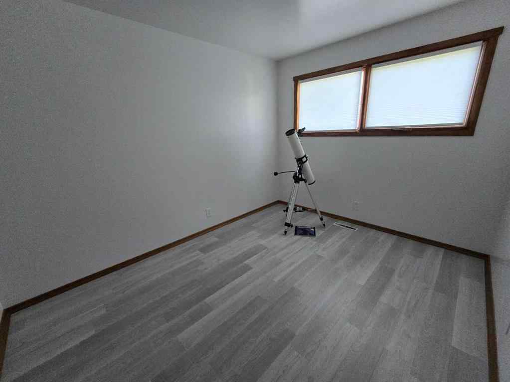 MLS® A2245764 - 412 12A Street N in Senator Buchanan Lethbridge, Residential