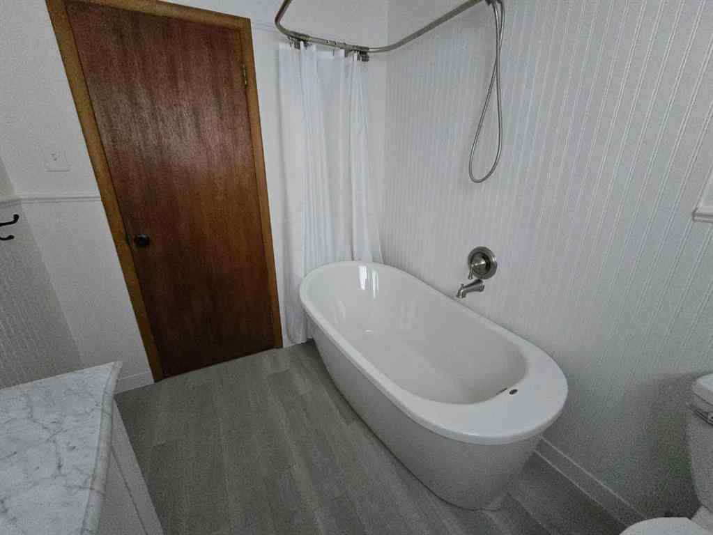 MLS® A2245764 - 412 12A Street N in Senator Buchanan Lethbridge, Residential