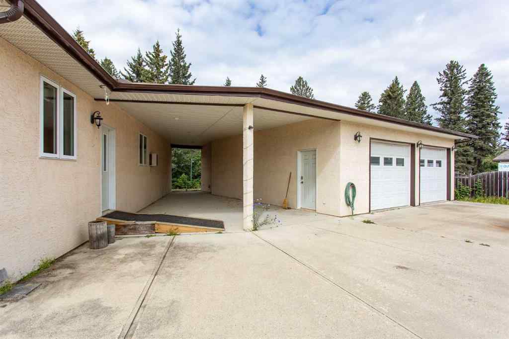 MLS® A2245769 - 126 4th Street  in NONE Leslieville, Residential