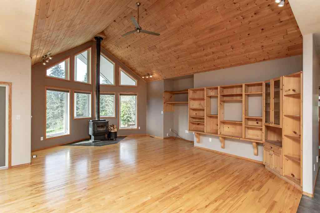 MLS® A2245769 - 126 4th Street  in NONE Leslieville, Residential