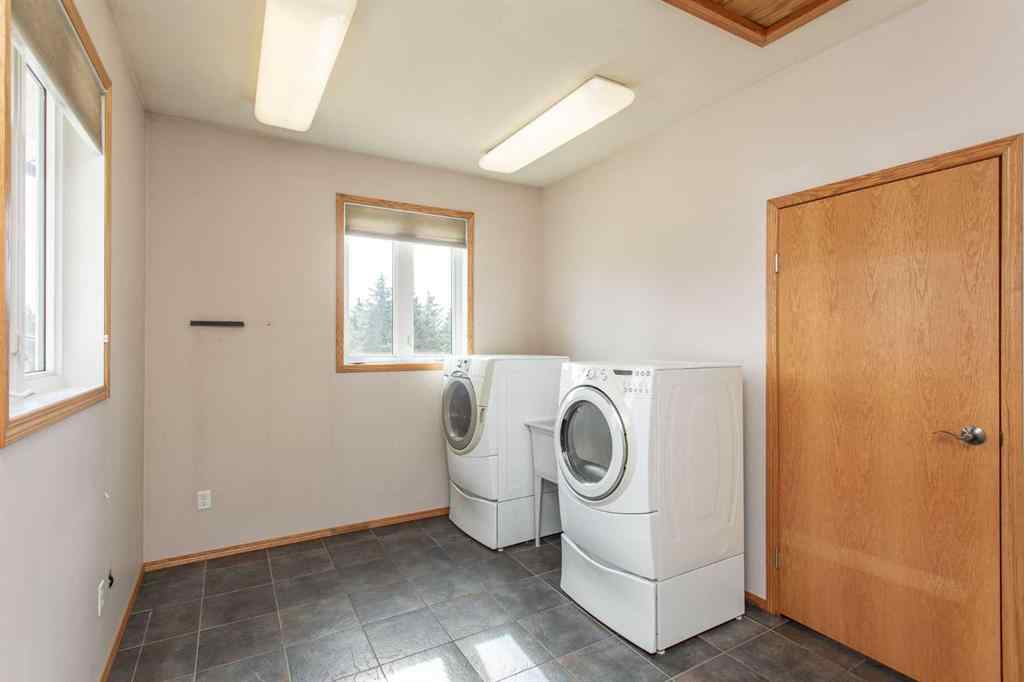 MLS® A2245769 - 126 4th Street  in NONE Leslieville, Residential