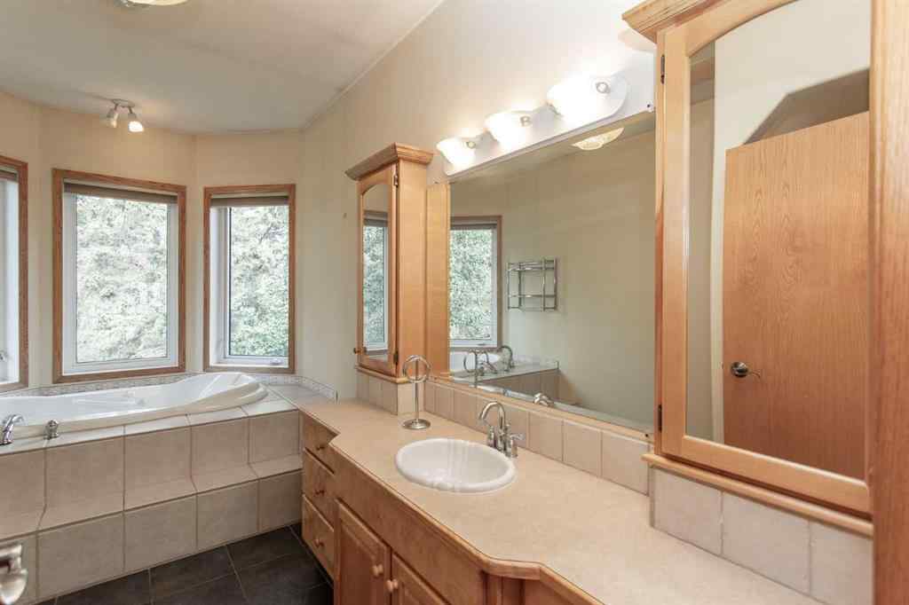 MLS® A2245769 - 126 4th Street  in NONE Leslieville, Residential