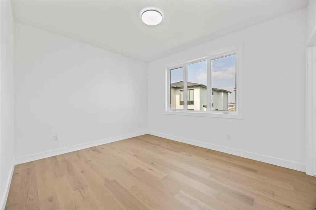 MLS® A2245775 - 9 Eaton Terrace  in Cambridge Park Rural Rocky View County, Residential