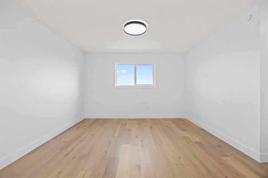 MLS® A2245775 - 9 Eaton Terrace  in Cambridge Park Rural Rocky View County, Residential